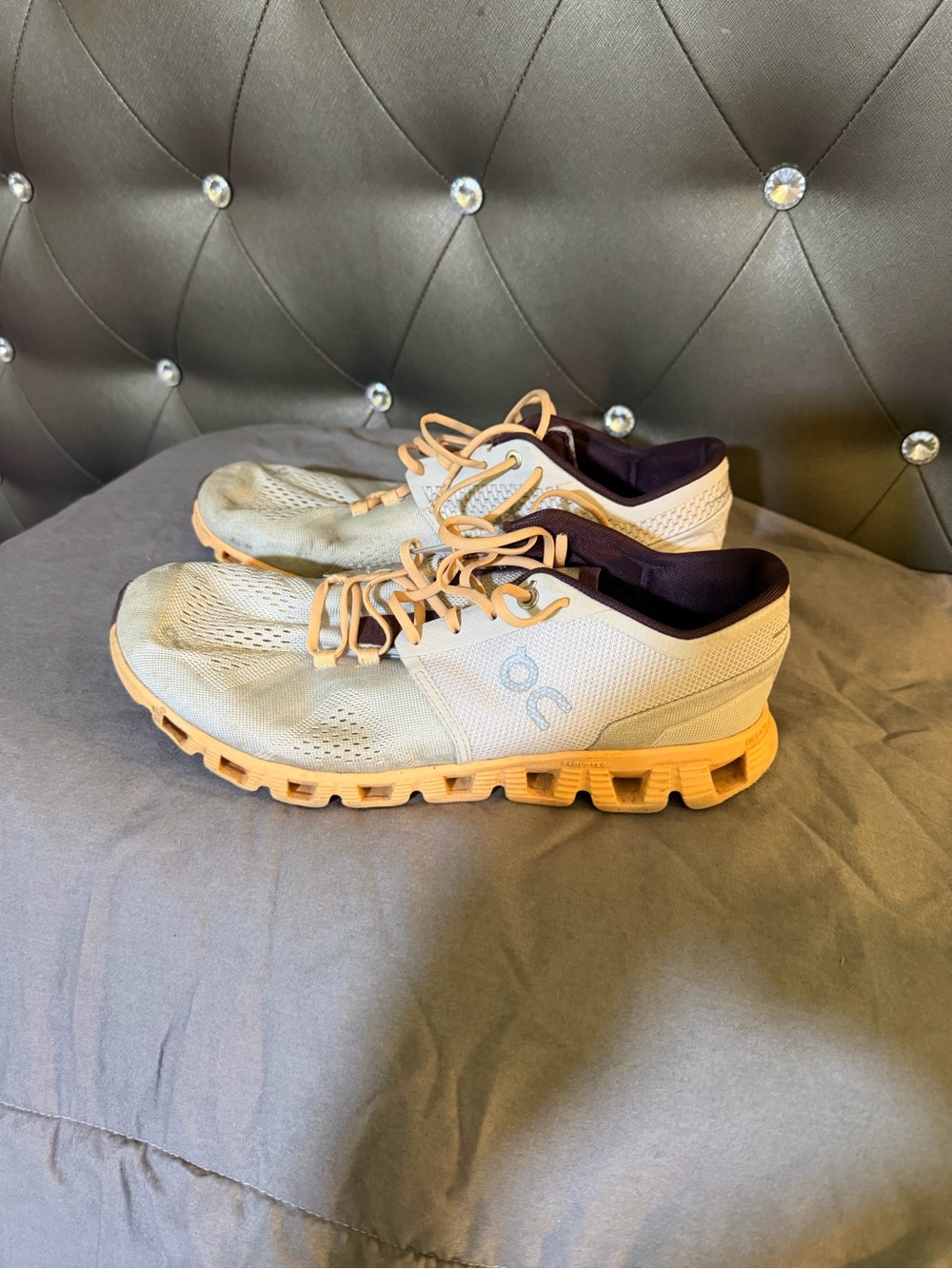 On Running Women's Light Blue and Orange Cloudflow Sneakers